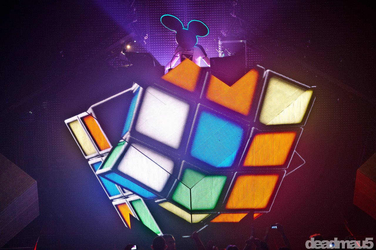 Go behind the scenes of Deadmau5's new Cube 2.1 EDMChicago