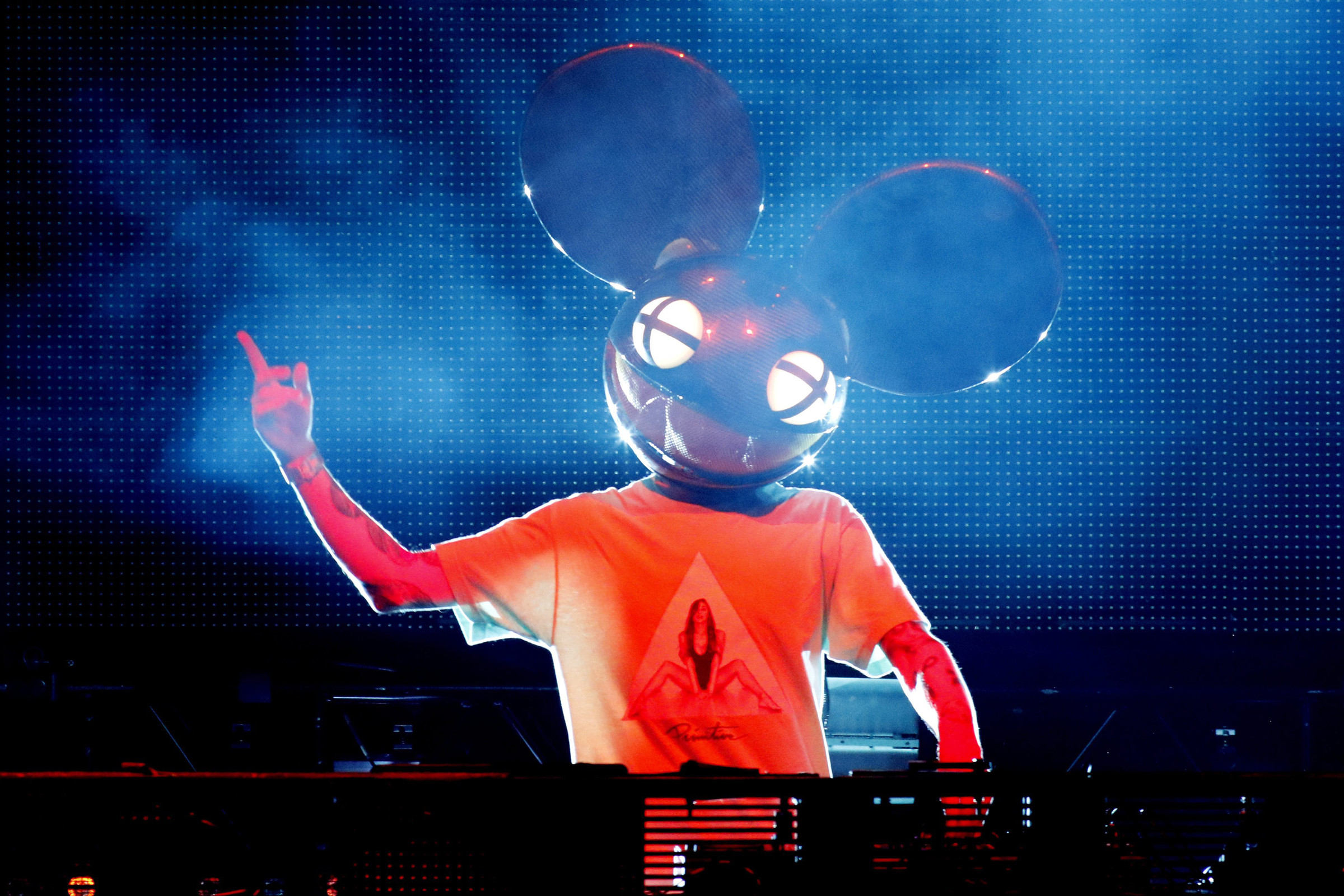 Deadmau5 Announces Official City Stops & Dates For 'Cube V3 Tour' North